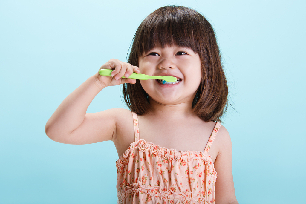 11款儿童电动牙刷对比，99元的竟然那么好用？