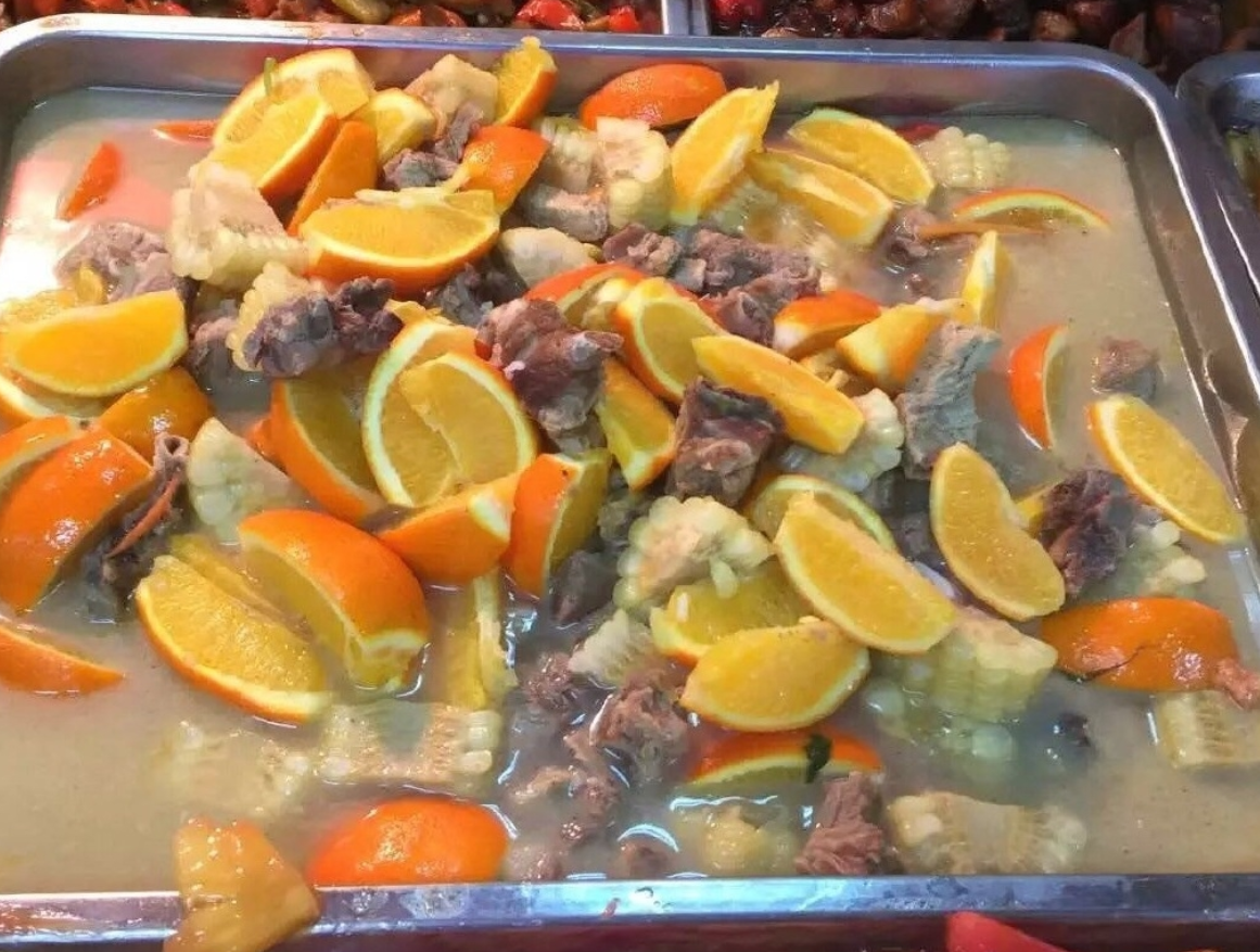 一组清华大学食堂“私照”流出：实力越强，世界对你越好