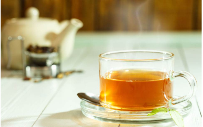 高尿酸多吃3种水果，多喝2种水，帮助你稳定病情