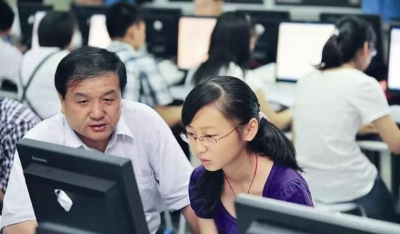 660分被浙江大学王牌专业录取，家人却一脸忧愁，考生打算复读