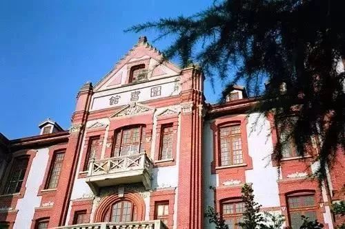 我国10大最美大学图书馆，各有特色令人神往，多图预警请欣赏