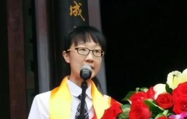 广西女学霸高考时“神游”，交卷才想起是在高考，最后考上哪了？