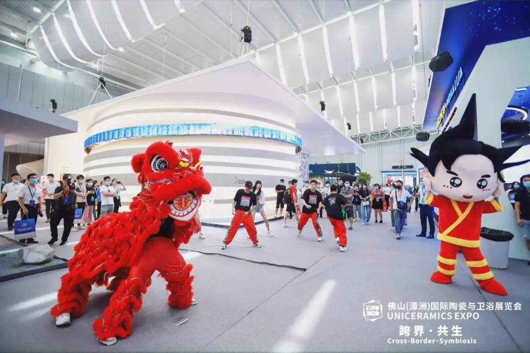 「美图」2020佛山潭洲陶瓷展20个"超级现象”
