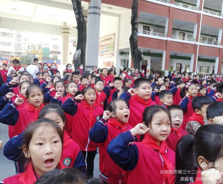 ͯ���򵳣�������ʱ���ö�Ա