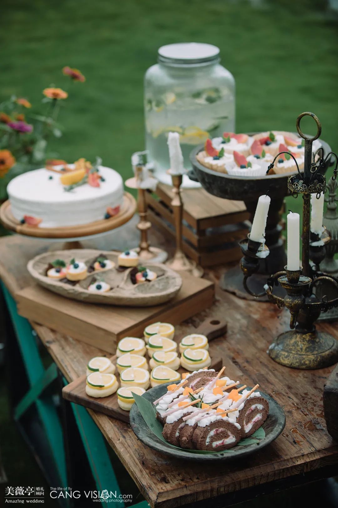 婚礼主持，一场婚礼的高级“软装”| 挑选婚礼主持人全攻略