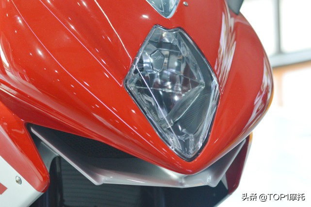 最贵的中量级跑车之一 MV Agusta F3到店实拍