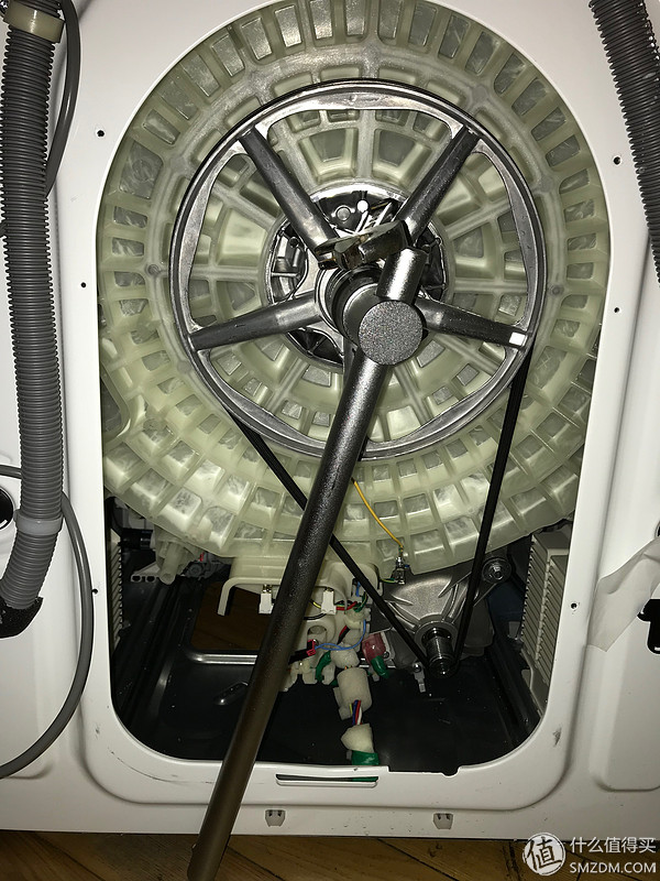 洗衣机：有容乃大 四千元10kg哪家强？松下、LG、三星对比横评