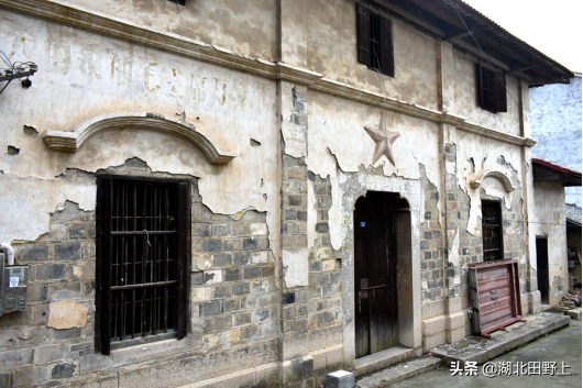 田野上團(tuán)隊(duì)下鄉(xiāng)小記丨走進(jìn)分鄉(xiāng)鎮(zhèn)“窗口”——分鄉(xiāng)場社區(qū)