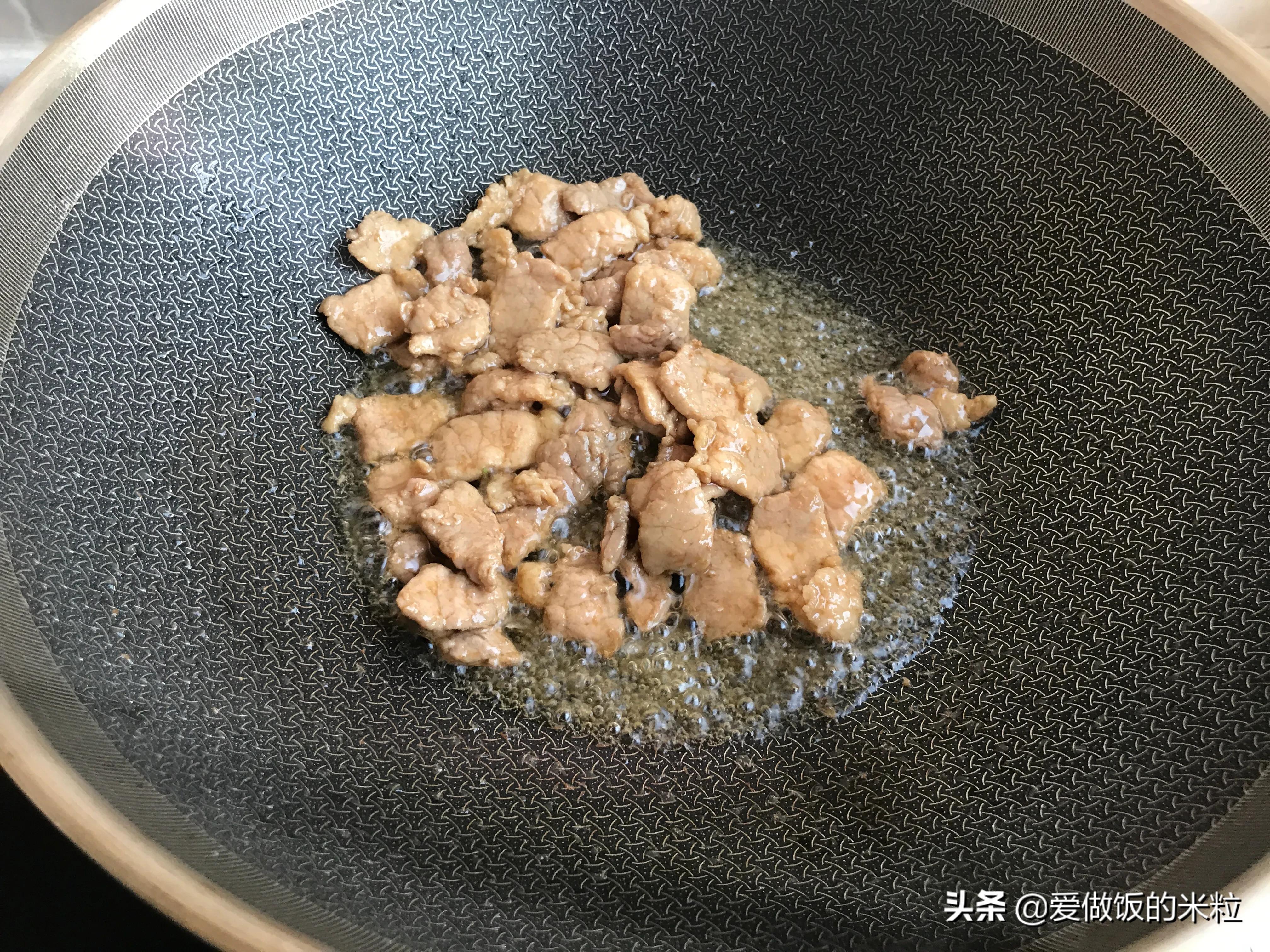 粉坨怎么做才好吃（10步教你做美味的炒粉坨）