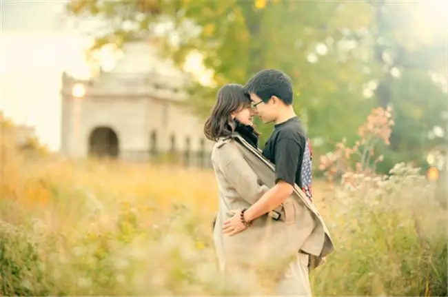 男人若是愿意把这几处私密给你看，就是想陪伴你到老了