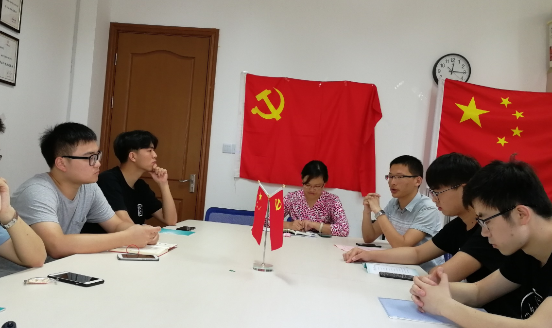 大学班干部有用吗？不如看看这些职位，对学生未来有很大帮助