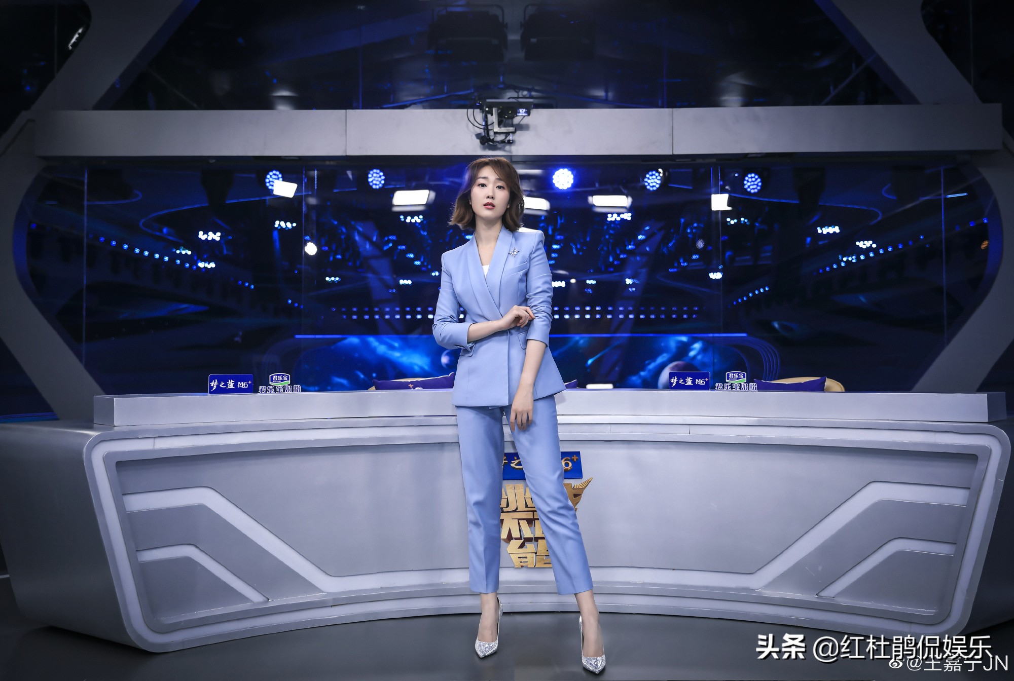 央视主持人大全 王嘉宁告别苏州广电签约央视 - 汽车时代网