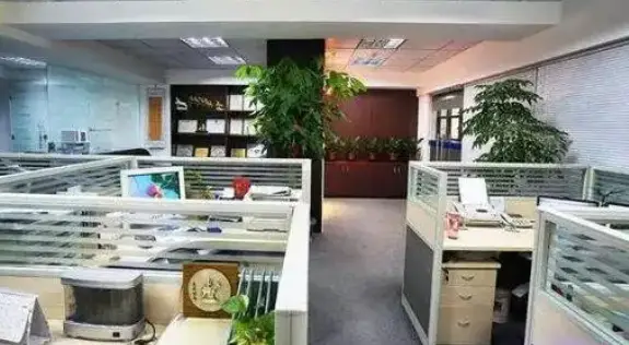 适合女生的长久职业（低学历女生适合的职业）