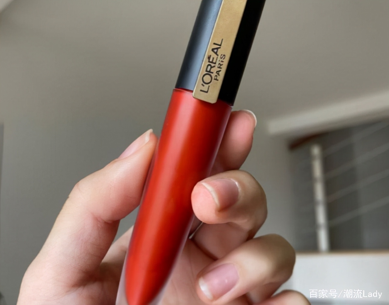 分享5款持久不掉色的口红，超显白显温柔，而且可以一整天不掉色