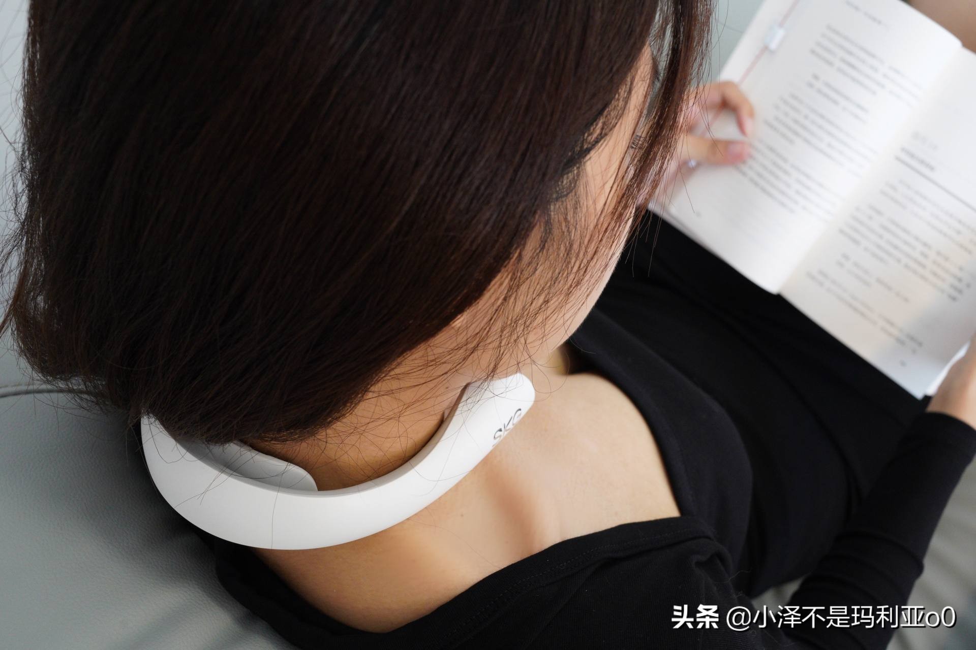 颈椎按摩仪值不值得买？两款按摩仪大比拼，教你如何选择