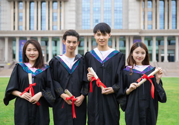 2021年国内高校星级排名，清北位列第一层级，第三层次引争议