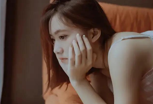 男人對你“上癮”后，最明顯的特征，是這三個