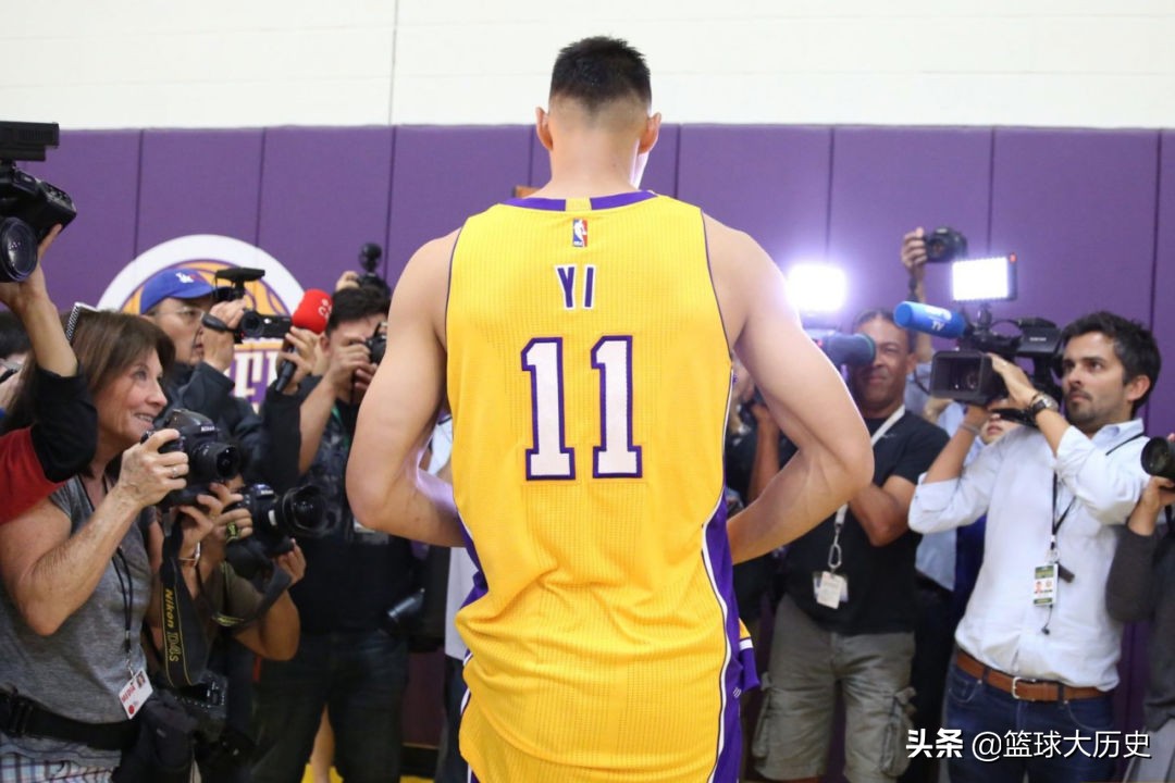 阿连为什么离开nba(69天！易建联短暂的湖人时光，分明能留下来，为何主动解约？)