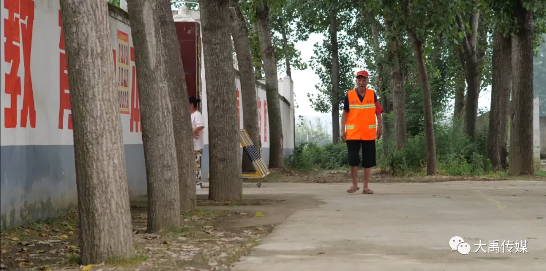 麦子熟了—驻马店市委政法委驻上蔡吴宋村..书记王小华工作纪实