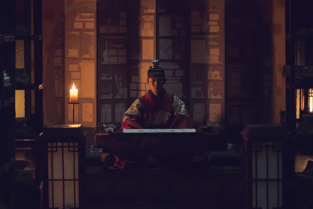 近十年豆瓣最火的10部韩剧，《继承者们》垫底，《星你》仅第3