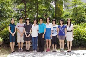 一班7人考上清华、北大，却有1人成绩不可查，班主任：是好事