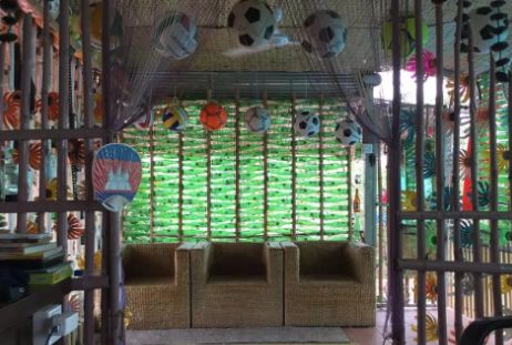 捡破烂交学费，用废品造学校？他建了一所垃圾学校，拯救无数孩子