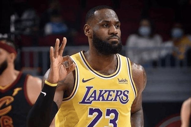 nba超级巨星一共有哪些(重排NBA近30年5大巨星，科比垫底 奥尼尔第3 第1没悬念)