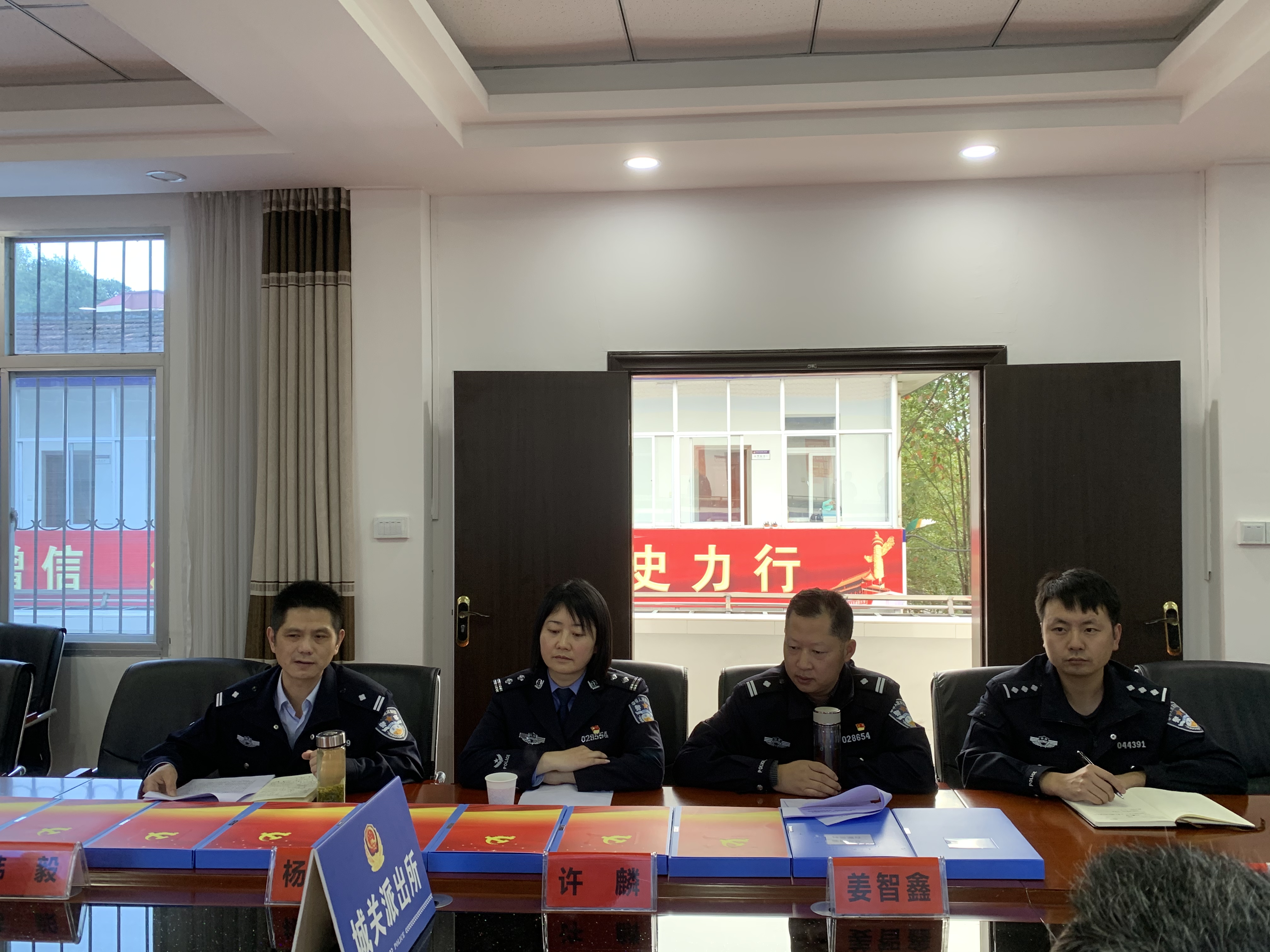 安康市公安局检查组深入汉阴县公安局城关派所指导检查近期重点工作
