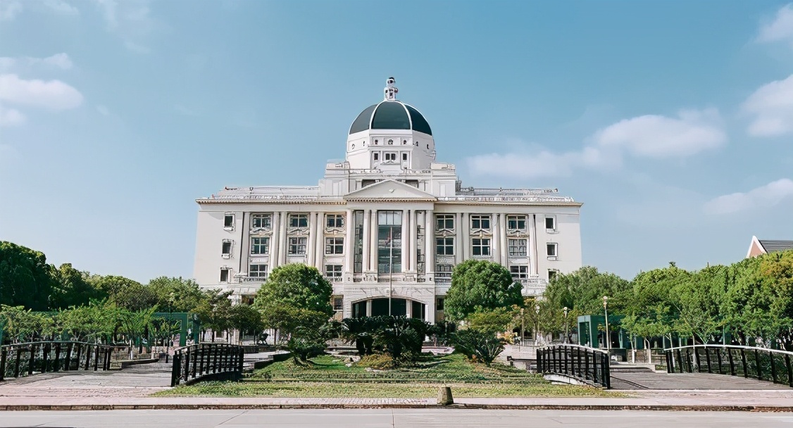 【发布】2021年上海外国语大学上海市综合评价录取改革试点招生简章