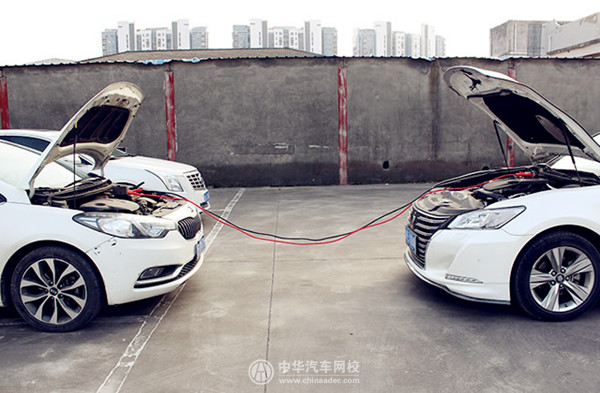 汽车上应常备的工具，拒绝做“新手司机”