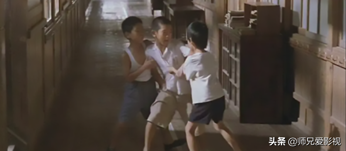 日本90年代恐怖片“学校怪谈”系列电影，学校闹鬼小故事