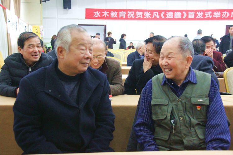 刘顺虎：远瞻红日染秋色 近看墨翁画腊梅