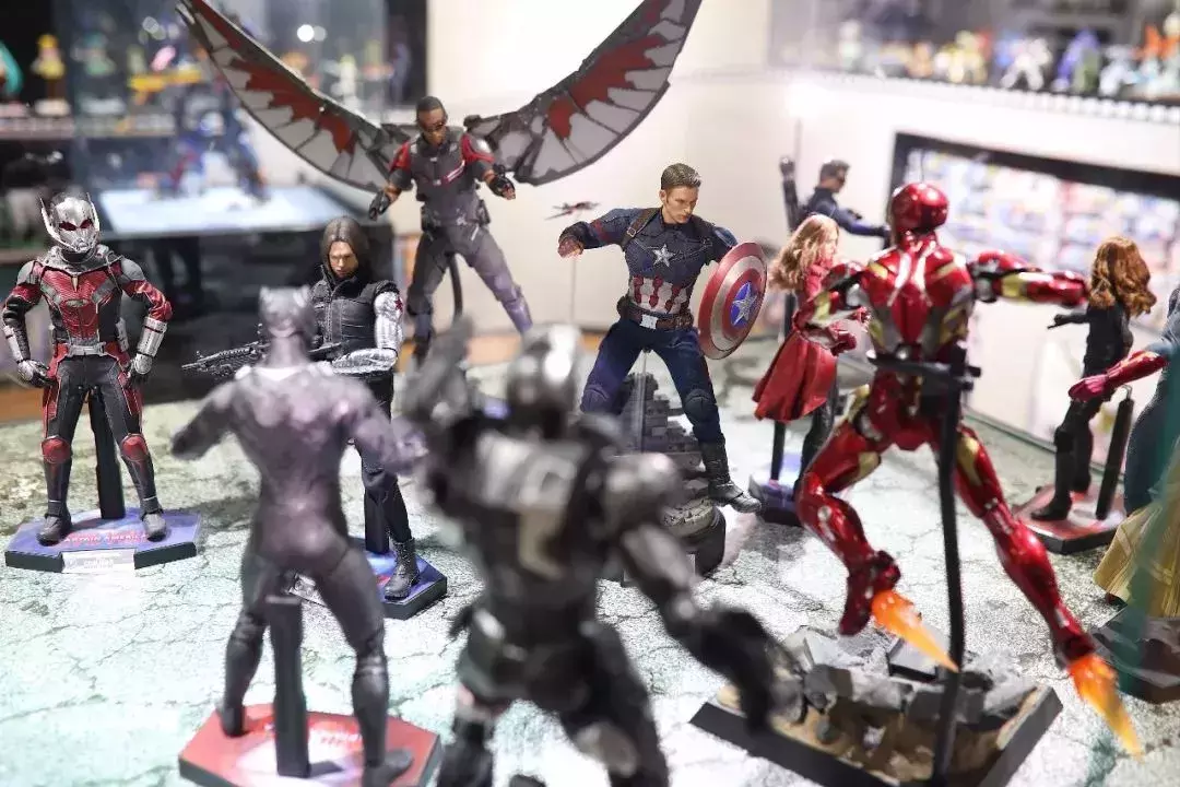 东方影都茂“光影市集”即将开业，自媒体探店先睹为快，福利等你拿