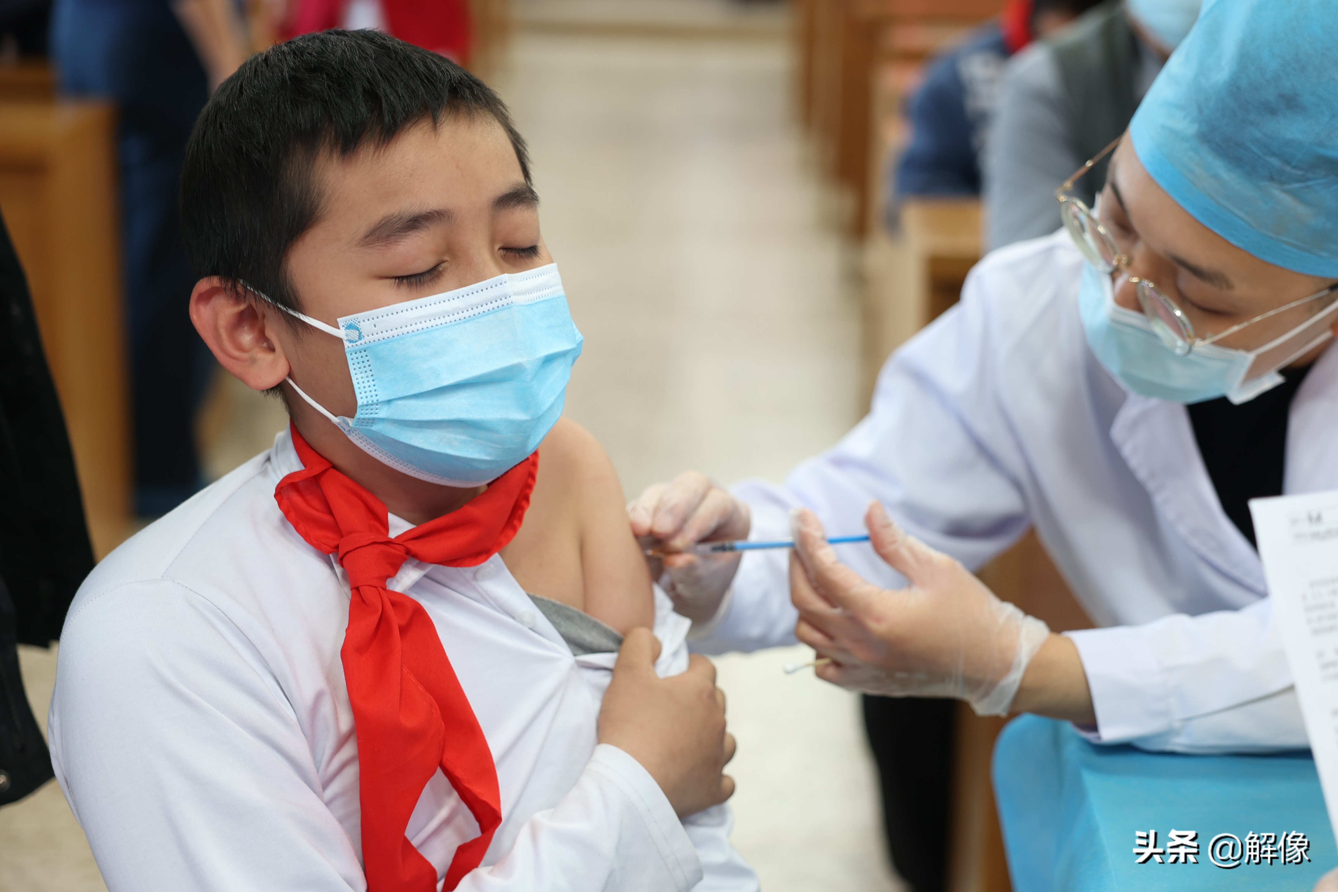 太原小学生接种疫苗，宣传标语又萌又可爱，缓解学生怕打针的压力