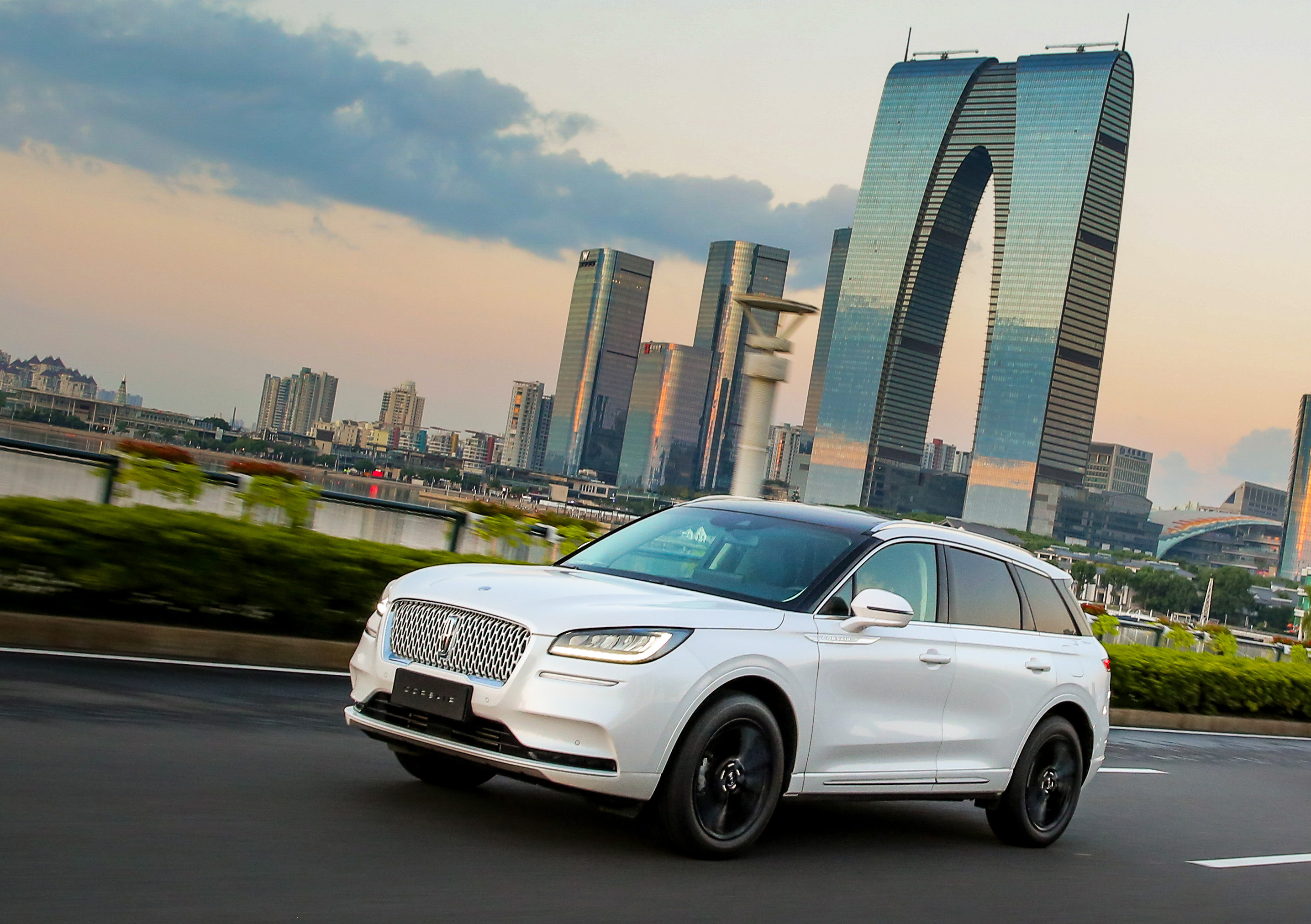 20多万买SUV，没谁比它更豪华......