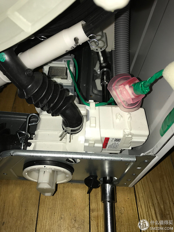 洗衣机：有容乃大 四千元10kg哪家强？松下、LG、三星对比横评