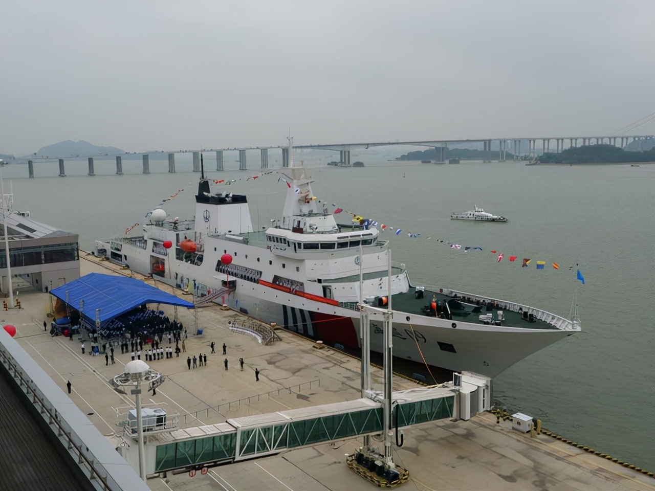 �ҹ�������ּ�����Ѳ�ߴ����ۣ�����ר�ҷ���Сϸ�ڣ����̫����