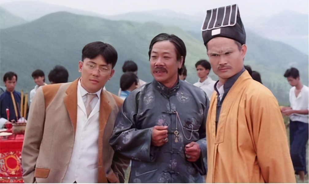 你也不知道这部剧的幕后班底有多强,除了你认识的林正英,午马,楼南光