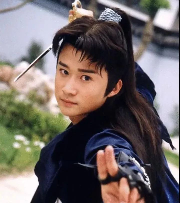 9年29部作品,被第七代导演点名"抢饭碗",吴京的时代来了吗?