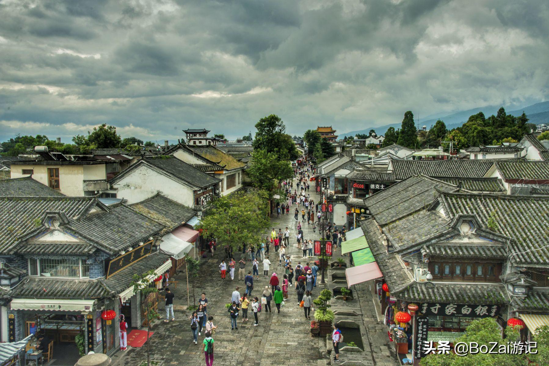 到云南旅游必去的10大古镇，个个都是旅行胜地，你去过几个景点？