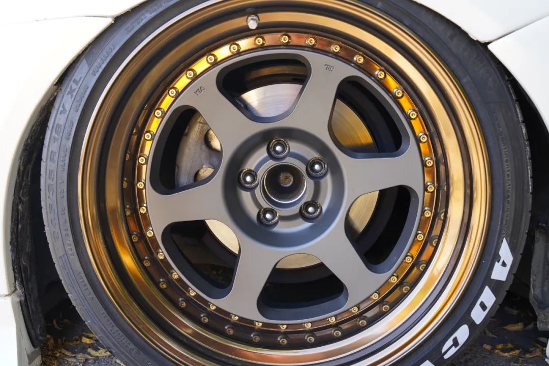 女：什么破车？男：丰田86 yyds！体验它为什么是男生的快乐源泉？