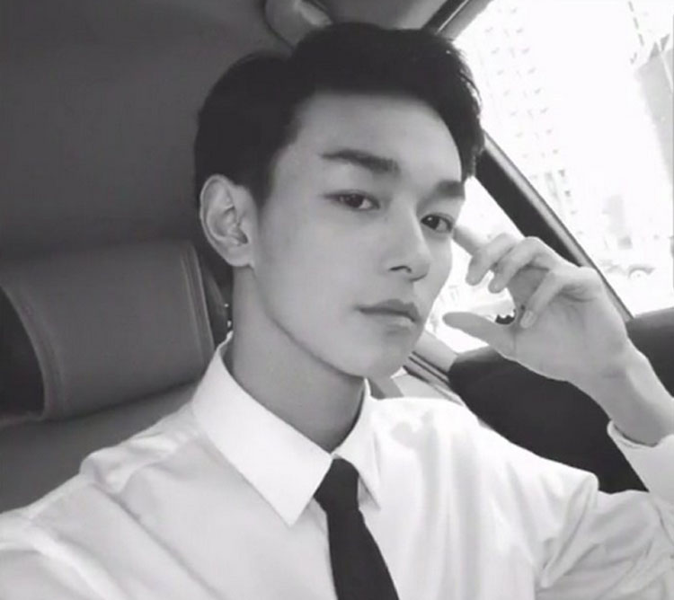 听说丑的男生找个女朋友就会变帅，你不信？来看看这几个小哥哥