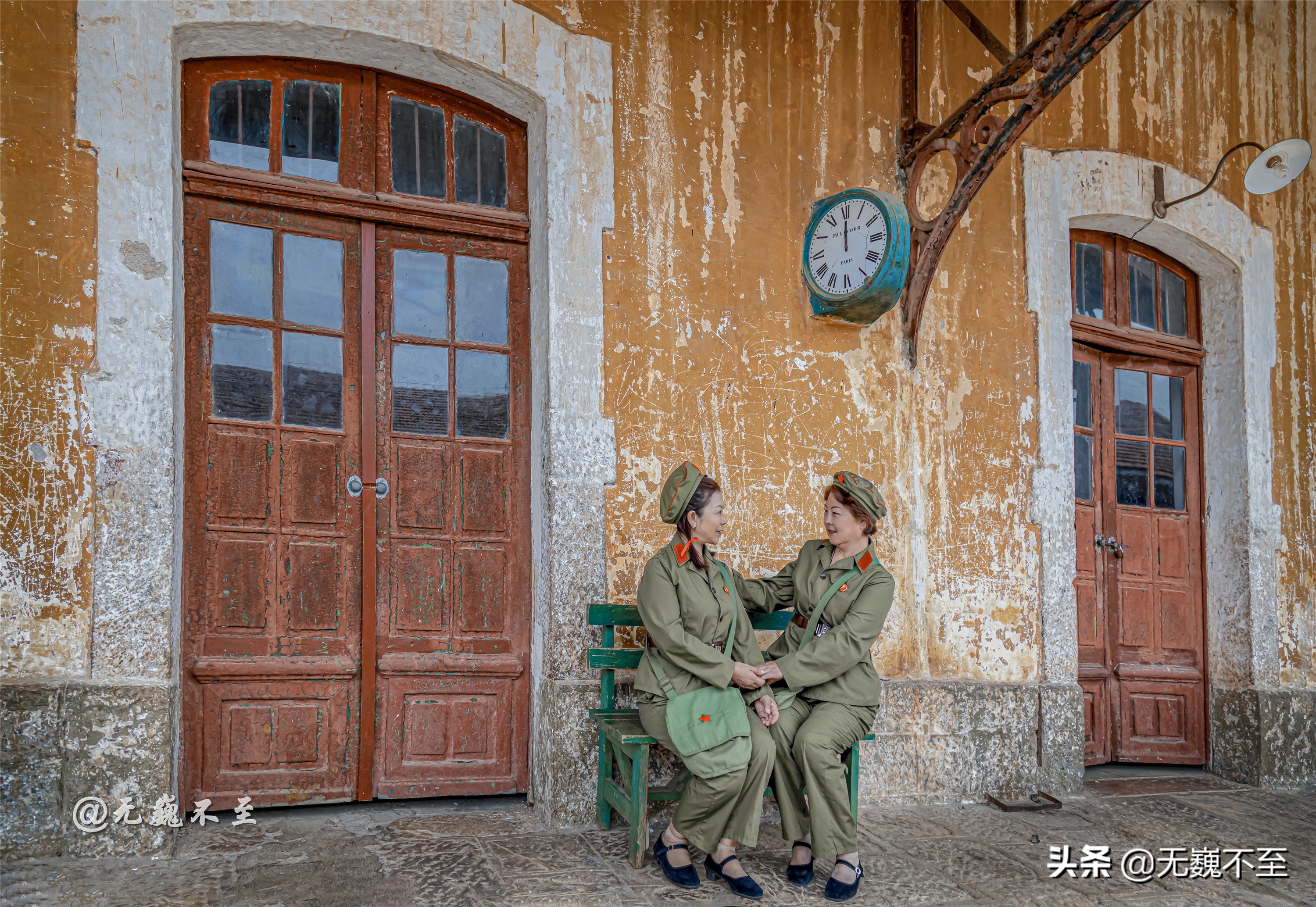 《芳华》渐逝,却未远去,百年记忆的碧色寨为何再度火爆