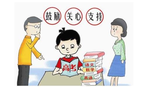 从年级300名到高考状元，715分进清华，她说：面对逆境，谨记两点