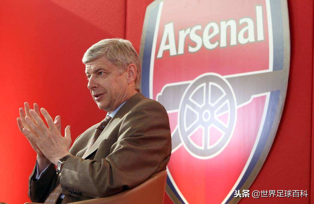 英超主教练为什么戴红色衣服（大名鼎鼎的教练温格，还有你不曾熟知的球员时代！）