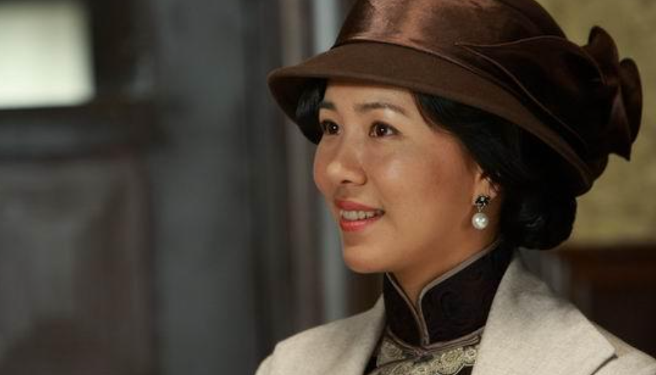 《黎明之前》11年演员格局大变样，女配角嫁星二代，大反派成一线