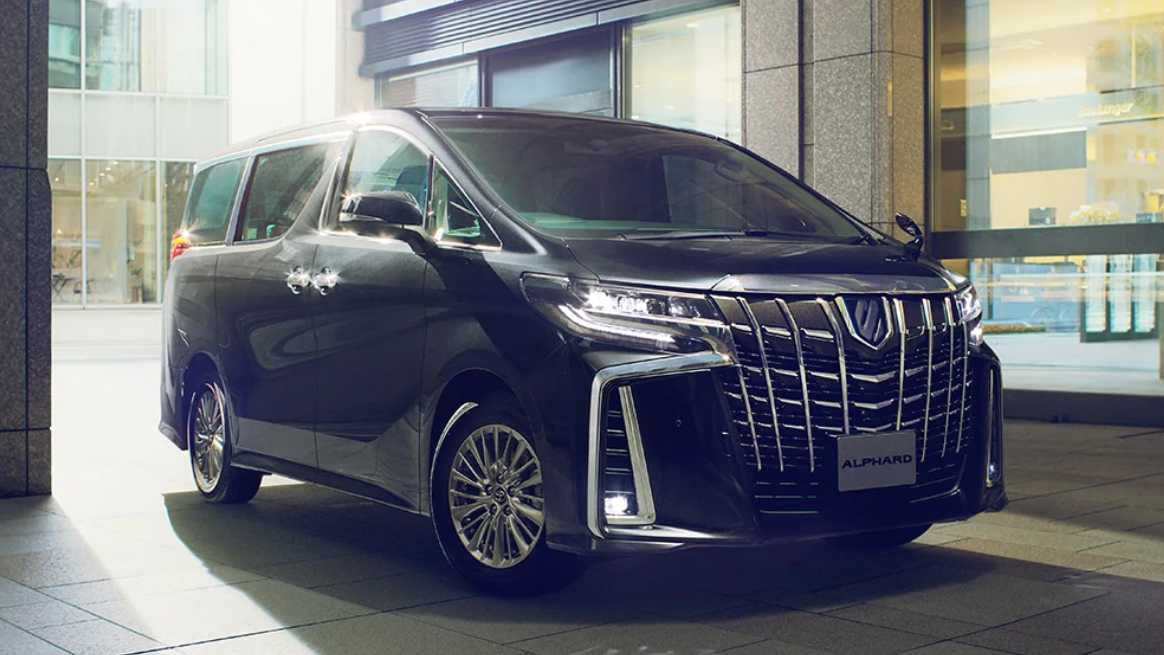 豪华mpv的"瑜亮之争",丰田埃尔法和别克gl8艾维亚谁更值得入?