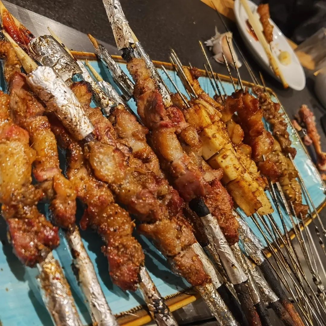 肉肉肉肉肉!全国烧烤图鉴,烤炉上的灵魂味道