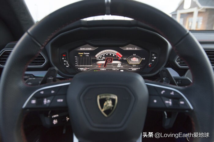 兰博基尼Urus：售价超过20万美元的SUV内饰怎样的呢？