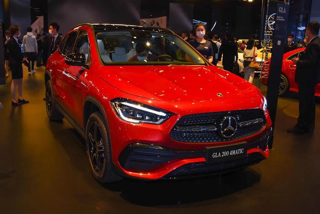 在售奔驰车型集合了，哪款让你心动，奔驰真的不坑穷人吗？